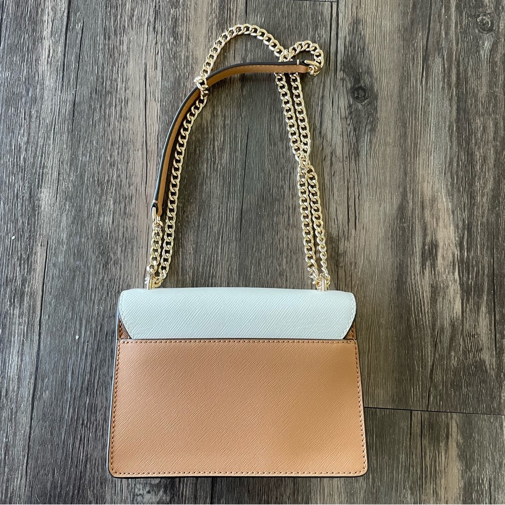 Tory Burch Two-Tone White & Tan Chain Shoulder Bag - Picture 3 of 8
